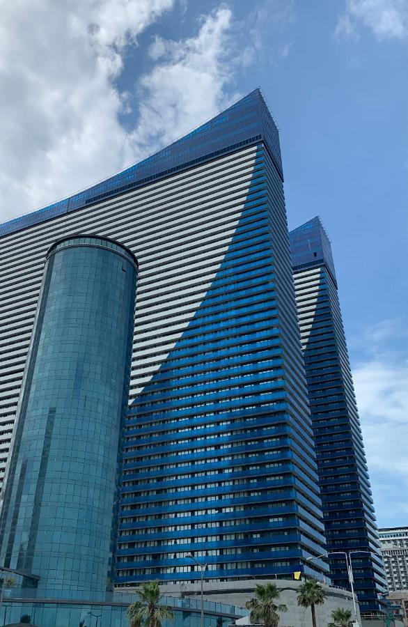 Orbi Sity Batumi !公寓 外观 照片